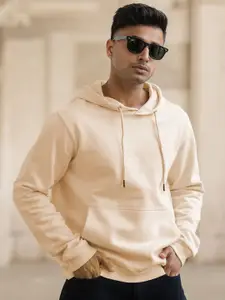 The Roadster Lifestyle Co. Men Full Sleeve Hooded Sweatshirt