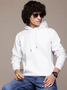 The Roadster Lifestyle Co. Men Anti Odour Hooded Sweatshirt