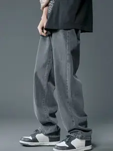 StyleCast Men Regular Fit Mid-Rise Medium Shade Grey Jeans