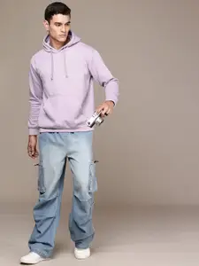 The Roadster Lifestyle Co. Men Full Sleeve Casual Hooded Sweatshirt