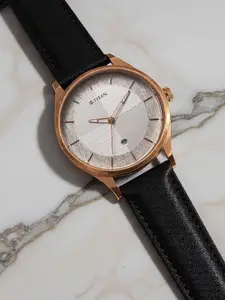 Titan Men Neo Economy Quartz Analogue Watch 1802WL02