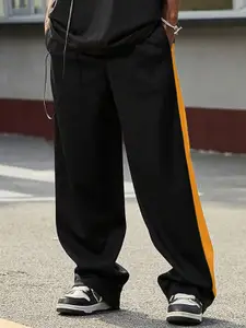 Leotude Men Colourblocked Loose-Fit Track Pants