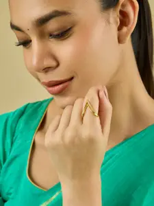 Kushal's Fashion Jewellery White 92.5 Sterling Silver Gold-Plated Temple Finger Ring