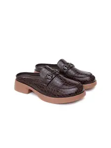 Sherrif Shoes Women Textured Round Toe Block Heels Mules