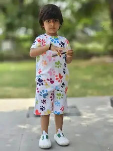 HEERALI FASHION Boys Printed T-shirt with Shorts