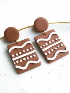 VMA PLAY FASHION Square Shaped Drop Earrings