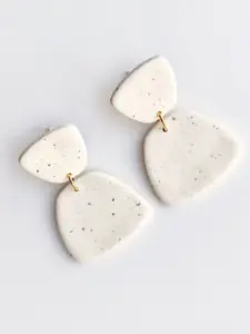 VMA PLAY FASHION Contemporary Drop Earrings