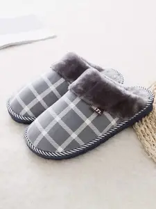 WOLVESDEN Women Printed Room Slippers