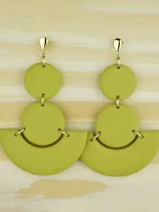 VMA PLAY FASHION Geometric Shaped Drop Earrings