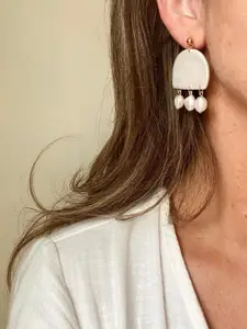 VMA PLAY FASHION Gold Plated Pearls Beaded Contemporary Drop Earrings