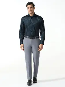 Blackberrys Men India Slim Fit Geometric Printed Spread Collar Pure Cotton Formal Shirt