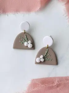 VMA PLAY FASHION Brass-Plated Geometric Drop Earrings