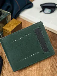 Dezire Crafts Men Abstract Textured Two Fold Wallet