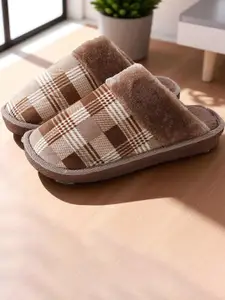 WOLVESDEN Women Printed Slip-On Flip Flops