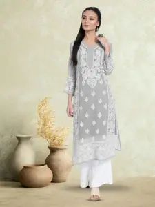 PARAMOUNT CHIKAN Women Ethnic Motifs Embroidered Chikankari Georgette Kurta