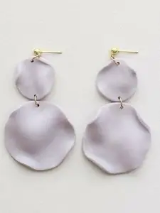 VMA PLAY FASHION Contemporary Drop Earrings