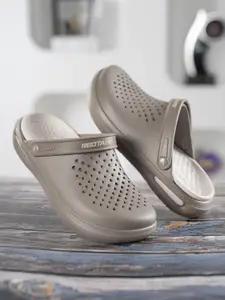 Red Tape Men Self Design Clogs