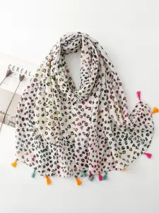 QUECY  Women Printed Scarf  With Tasselled