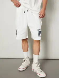 max Men Graphic Printed Mid-Rise Regular Fit Shorts