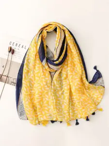 QUECY  Women Printed Scarf  With Tasselled