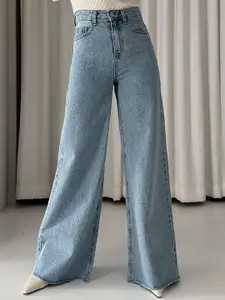 Aadvi Fashion Women Comfort High-Rise Light Fade Acid Wash Stretchable Jeans