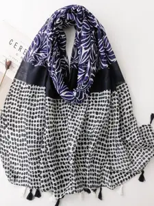 QUECY  Women Printed Scarf  With Tasselled