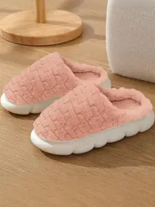 DRUNKEN Women Winter Self Design Peach Room Slippers