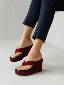 GLO GLAMP Women Wedge Sandals