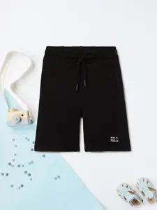 max Boys Cotton Mid-Rise Self Design Regular Fit Shorts