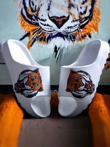 Pampy Angel Men White Flip Flops