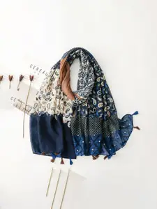 QUECY Women Printed with Tasselled Scarf
