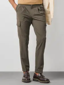 Red Flame Men Solid Relaxed Fit Cargo Trouser