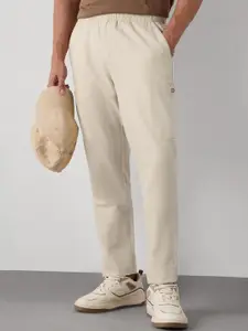 Red Flame Men Relaxed Tapered Fit Mid-Rise Cotton Cargos