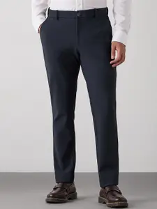 Red Flame Men Solid Slim Fit Chinos