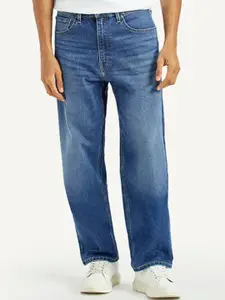 Levis Men Straight Fit Mid-Rise Light Fade Jeans