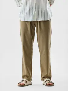 Snitch Men Mid-Rise Regular Fit Trousers