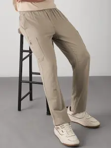 Red Flame Men Relaxed Fit Mid-Rise Pure Cotton Cargos Trousers