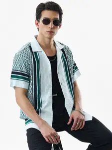 Snitch Men Geometric Printed Cuban Collar Casual Shirt