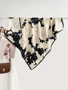 QUECY Women Printed Scarf with Taping Border