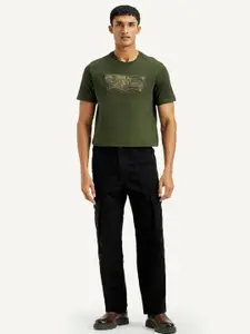 Levis Men Regular Fit Mid-Rise Cargo Jeans
