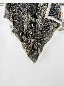 QUECY Women Printed Scarf