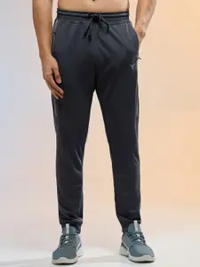 Technosport Men Slim-Fit Mid-Rise Sports Track Pant