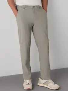 Red Flame Men Solid Slim Fit Chinos