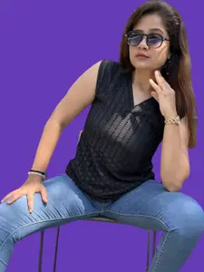 Bhanderi Fashion Women Checked V-Neck Top