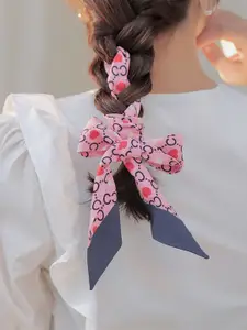 QUECY Women Heart Print Scarf