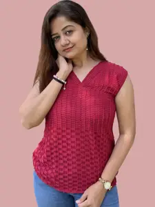 Bhanderi Fashion Women Geometric Self Design V-Neck Sleeveless Top