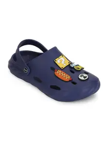 Liberty Men Self Design Clogs
