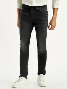 Levis Men Slim Fit Mid-Rise Light Fade Jeans