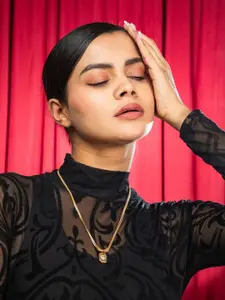 Niscka Gold-Plated Artificial Stones Studded And Beaded Minimal Necklace