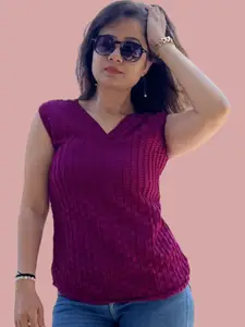 Bhanderi Fashion Women Self Design V Neck Top